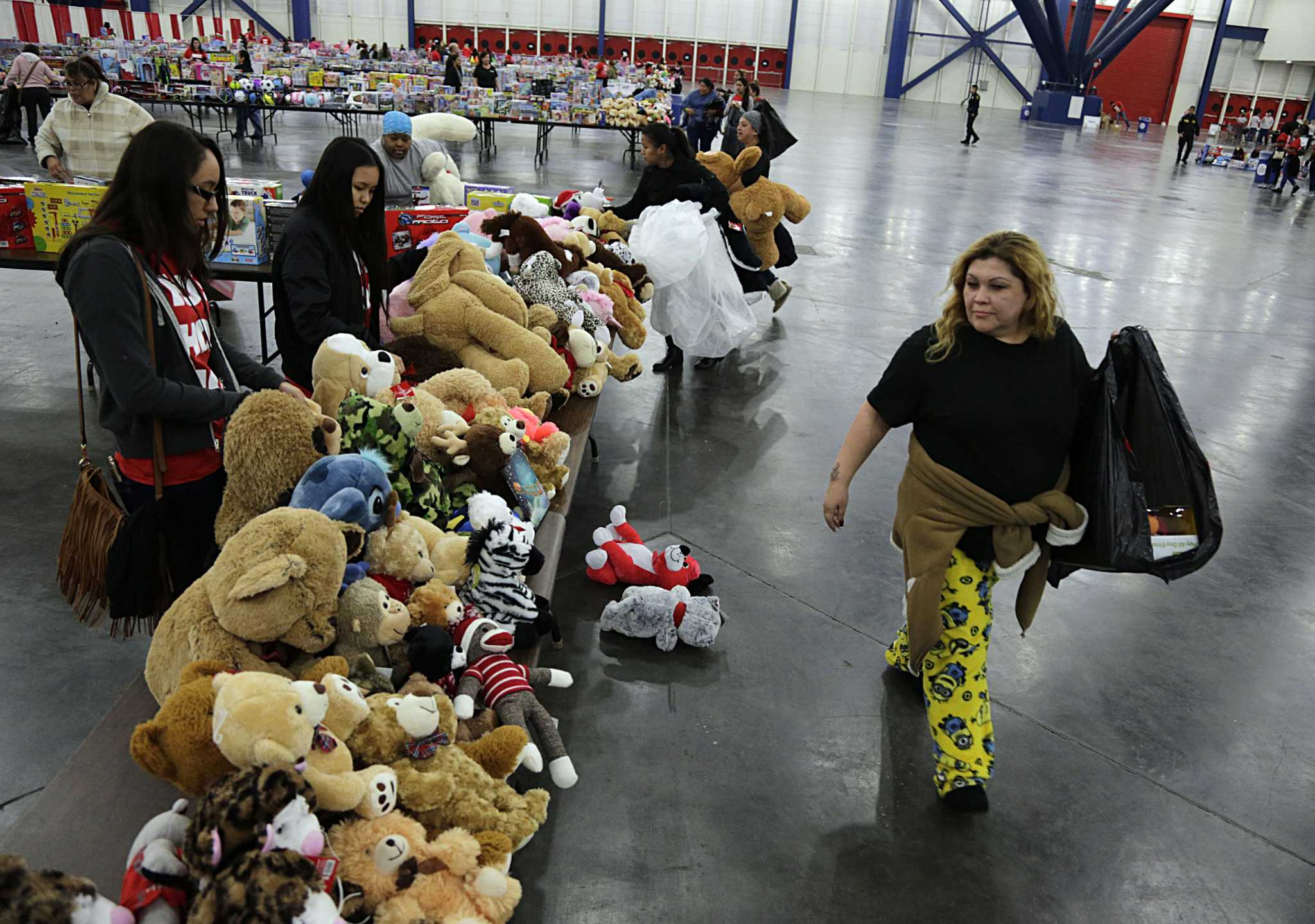 Toys for Tots, local businesses are teaming up to make kids smile