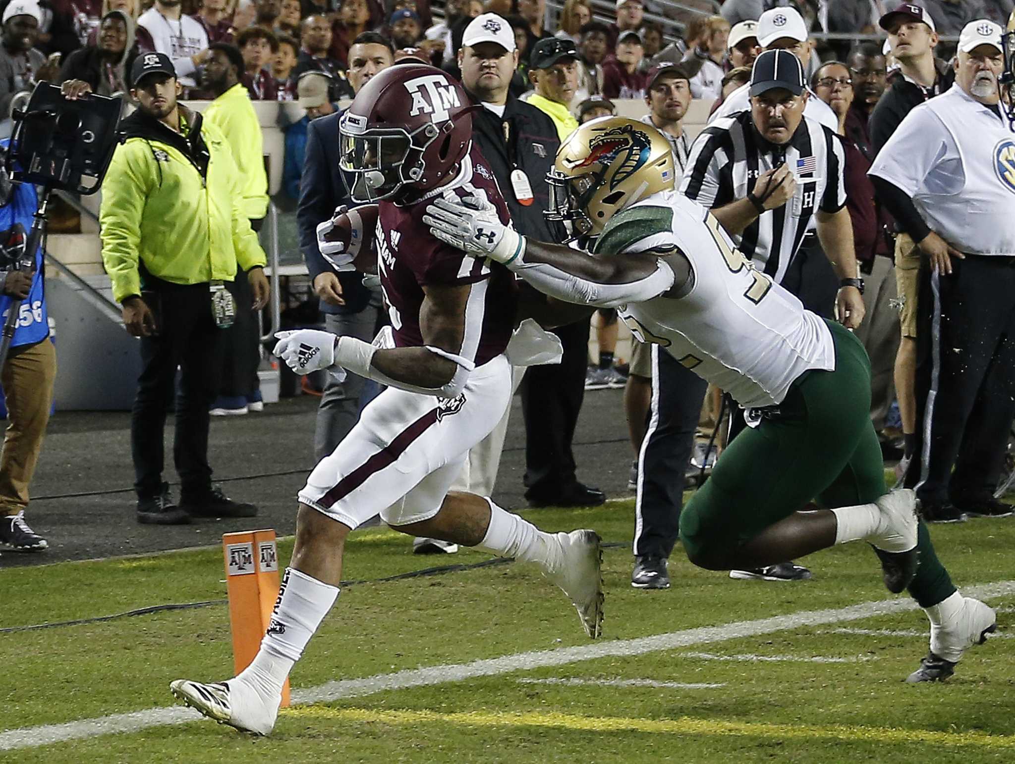 Texas A&M rolls over UAB as LSU clash looms