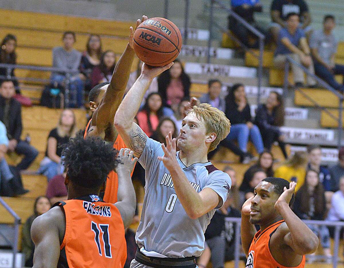Brent Finn finished with 21 points leading TAMIU to a 58-53 win at Oklahoma Christian Thursday. The team rallied from a 10-point halftime deficit with a 12-0 run to open the second half.