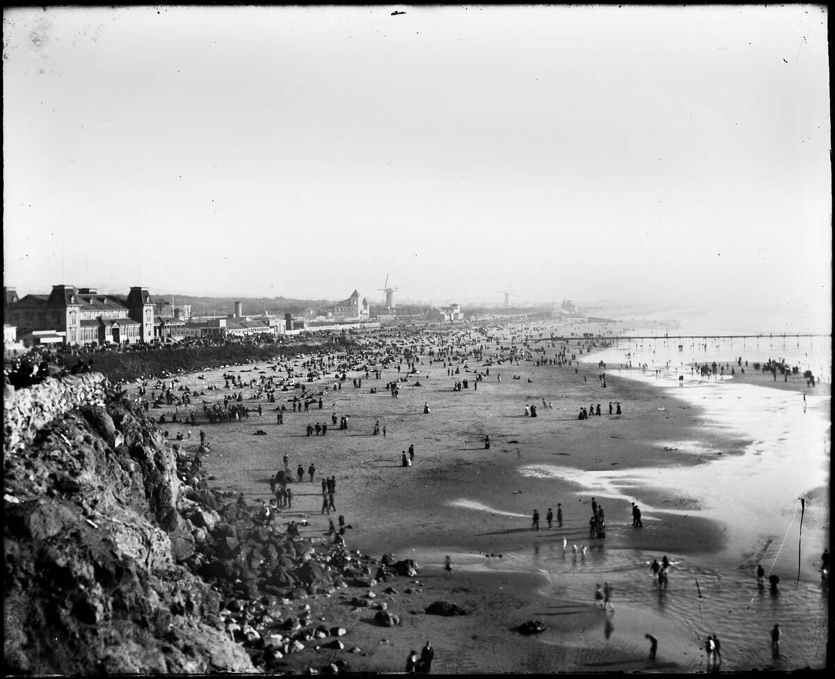 A city in pictures: Iconic photos from San Francisco history