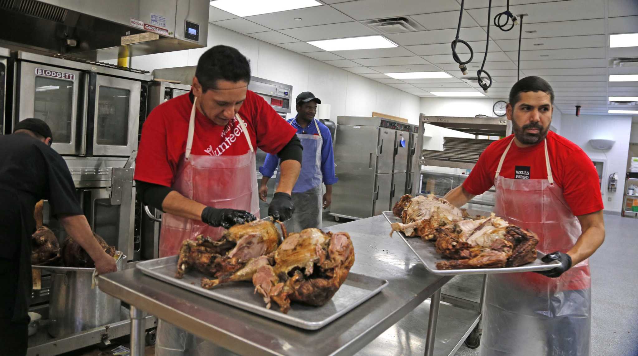 Raul Jimenez Thanksgiving Dinner, a San Antonio tradition, pivots to