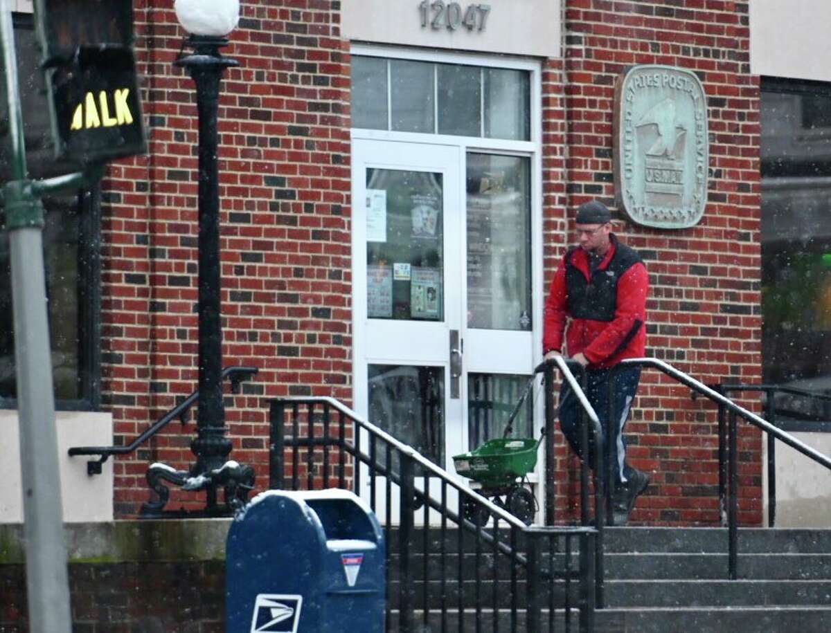 Thruway traffic clogged hours after wreck