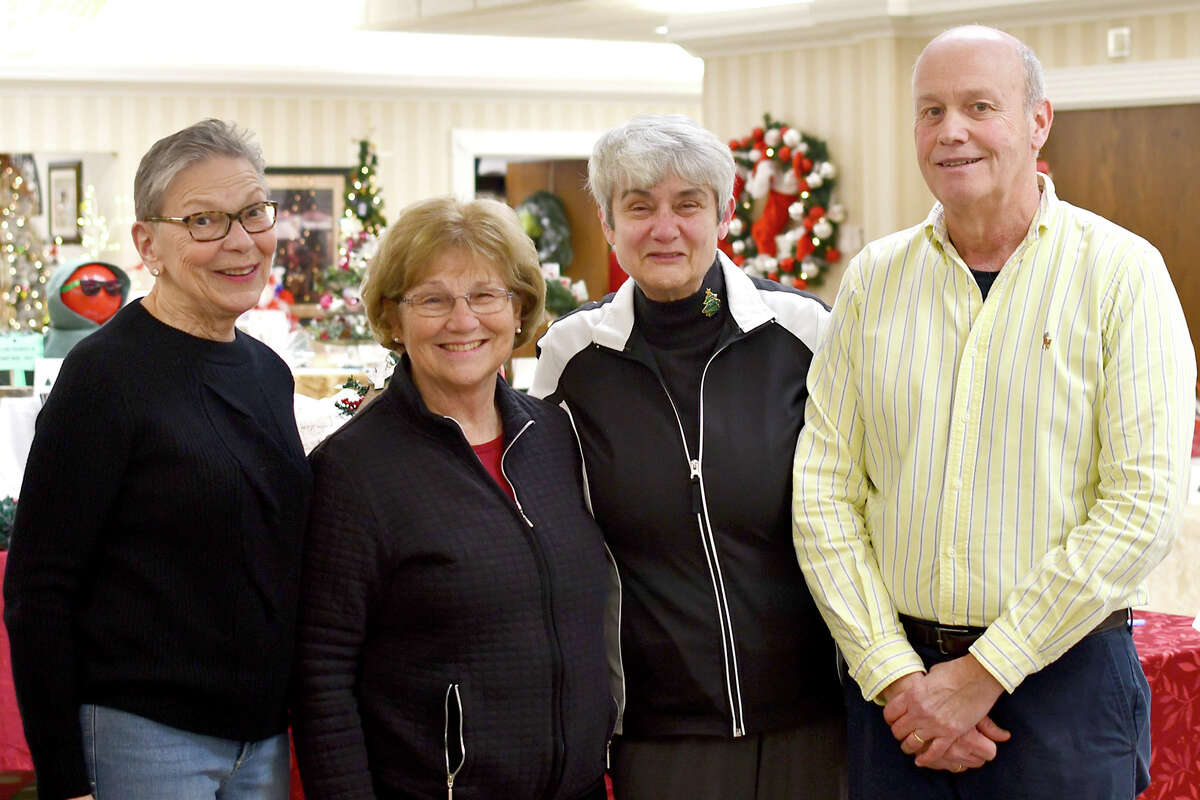 In Photos 17th Annual Valerie Manor Festival of Trees