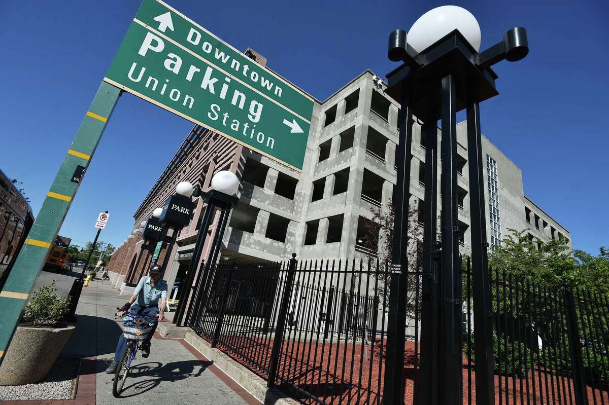 60 million garage at Union Station in New Haven out of sync with city
