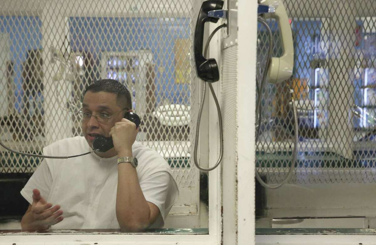 Texas 7 Death Row Inmate Asks For Reprieve After Media Report On