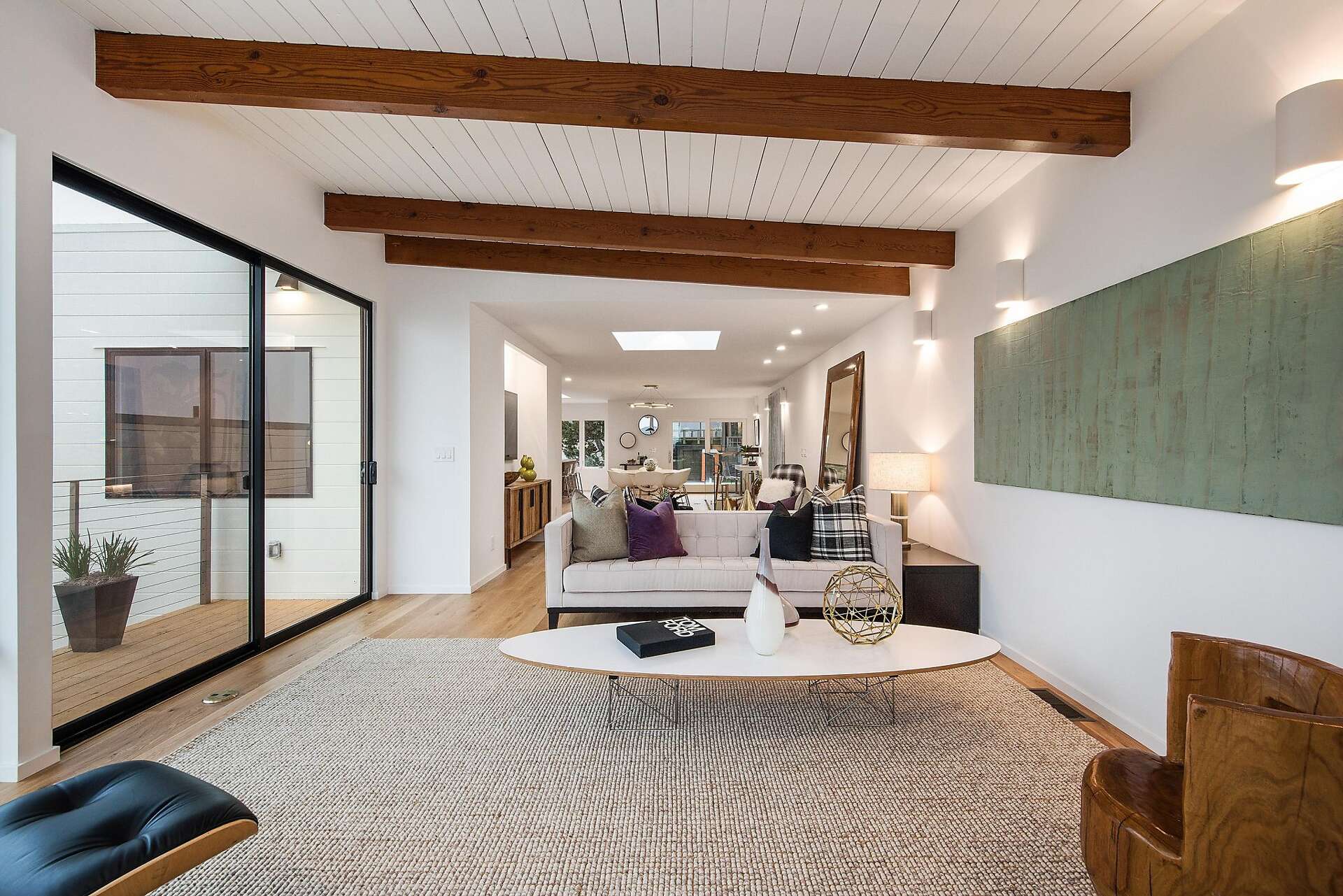 Hot Property: ‘Outdoor spaces galore’ at modernized midcentury in Noe ...