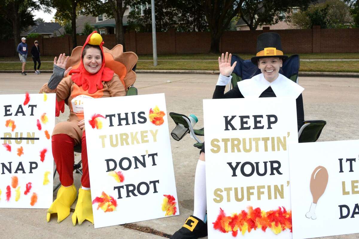 Katy residents come out in full force for 16th annual Turkey Dash