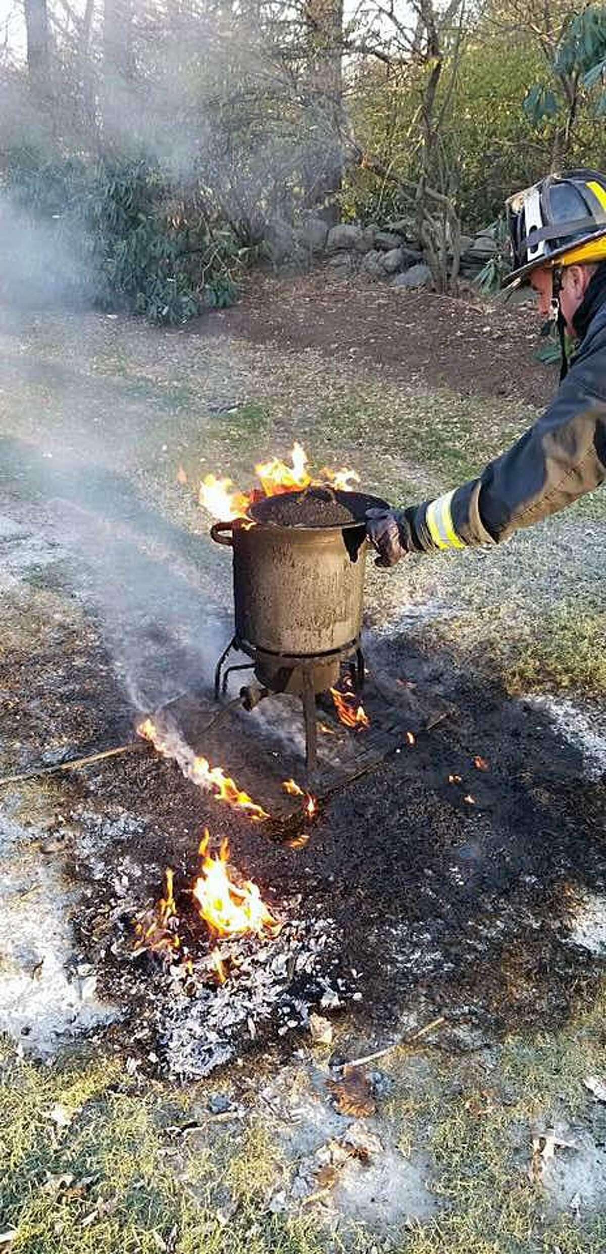 Westport FD quickly extinguished turkey fryer fire