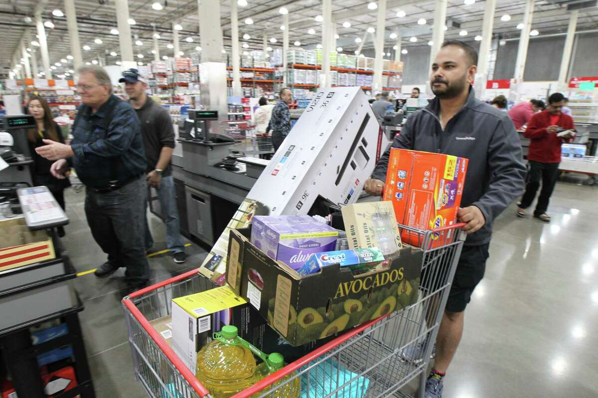 Costco attracts Black Friday and everyday shoppers
