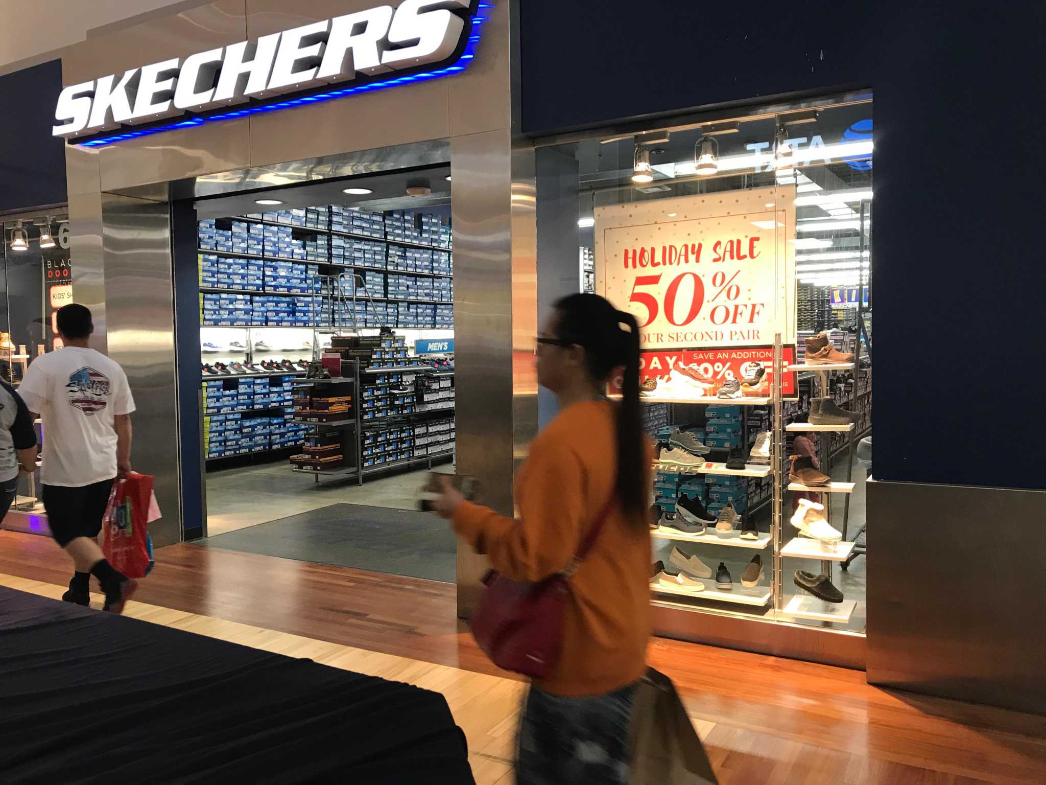 Skechers outlet katy mills hot sale mall