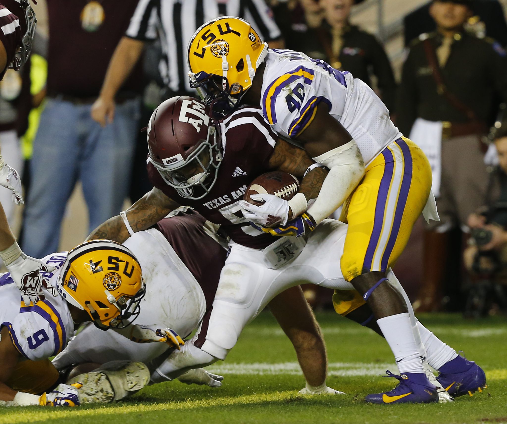 LSU Tigers Defeat Texas A&M, 7-6 – LSU