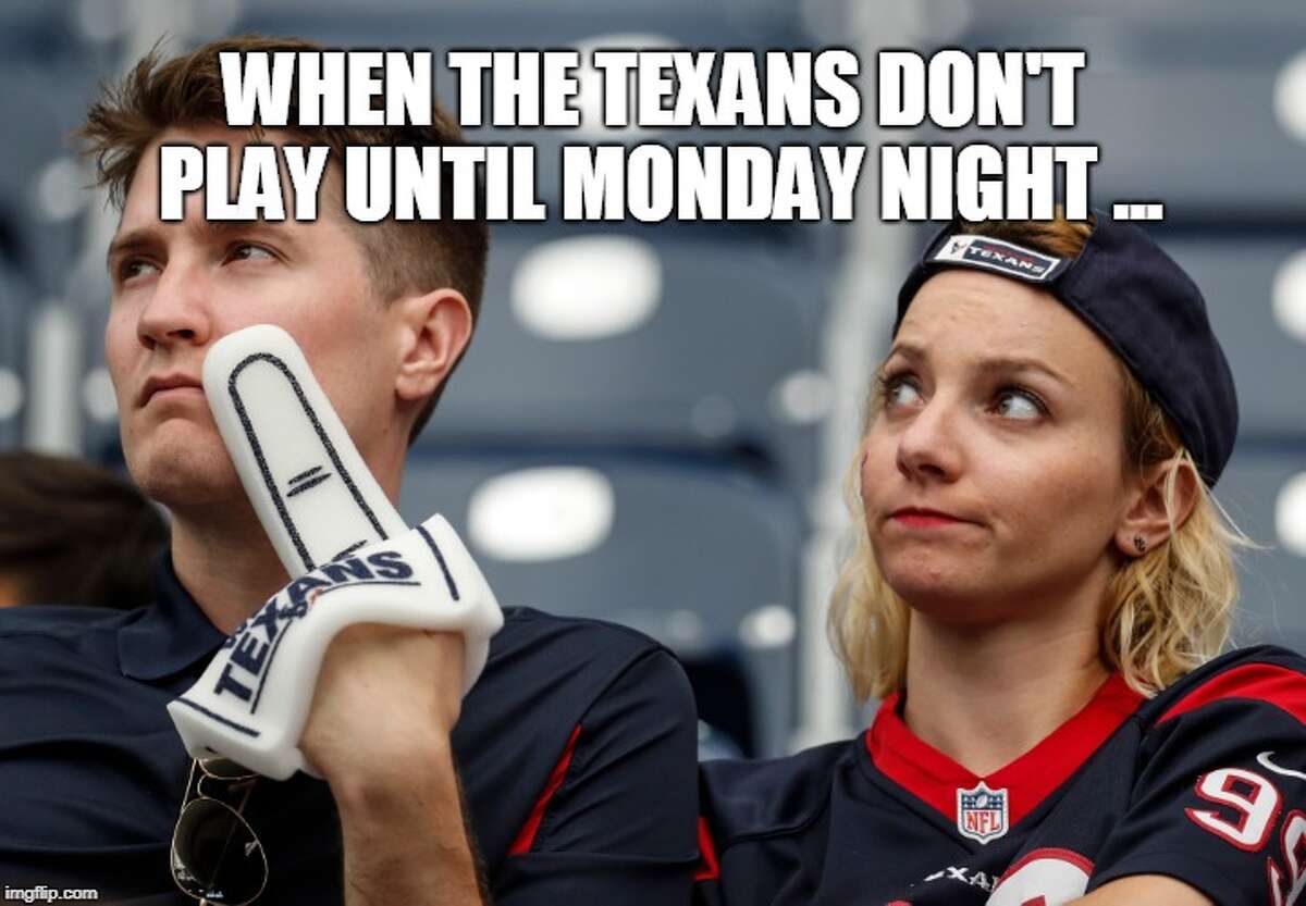 Lackluster NFL Sunday still gives us funny memes