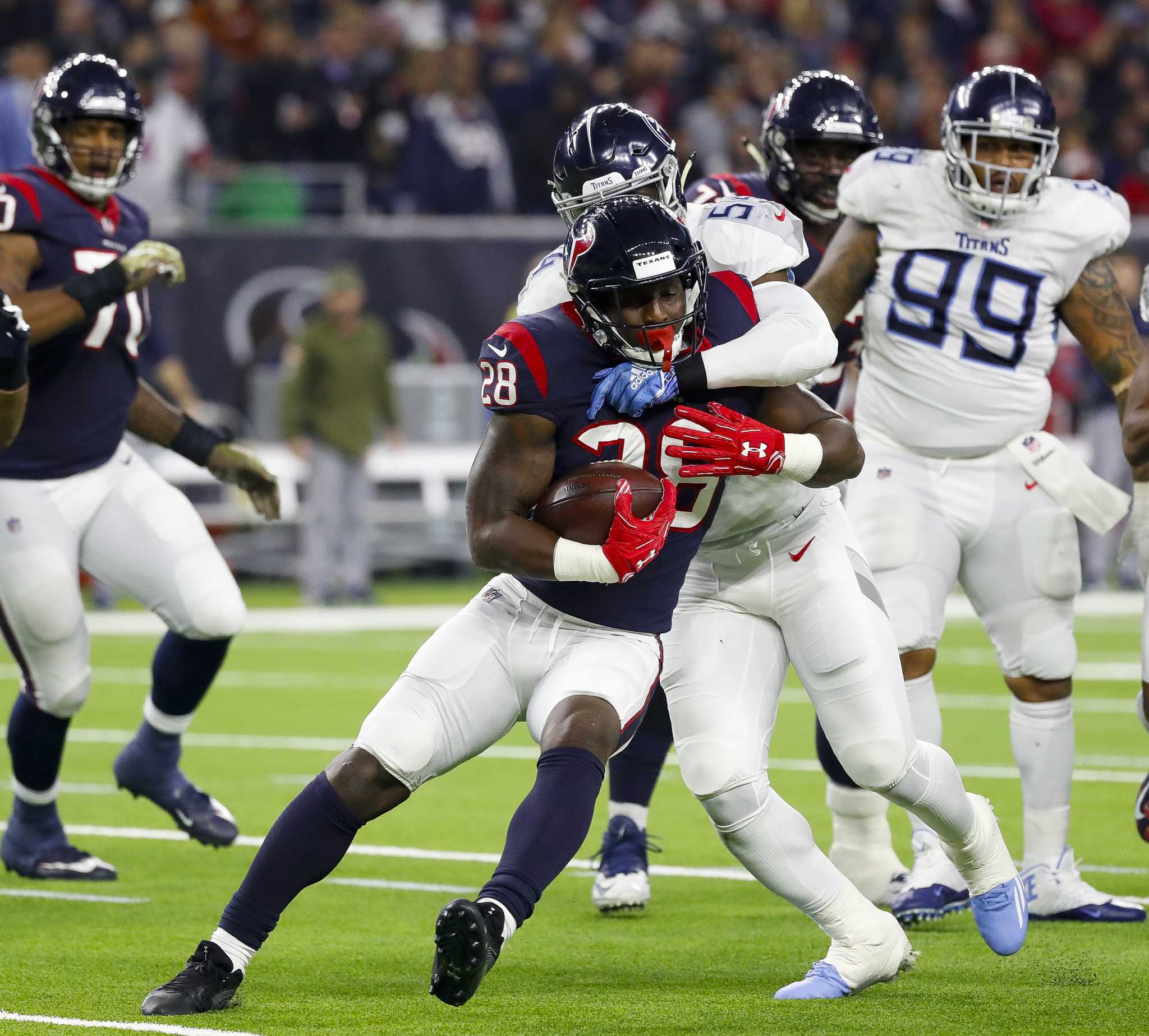 RB Miller, Texans run over Titans 34-17 on Monday Night Football