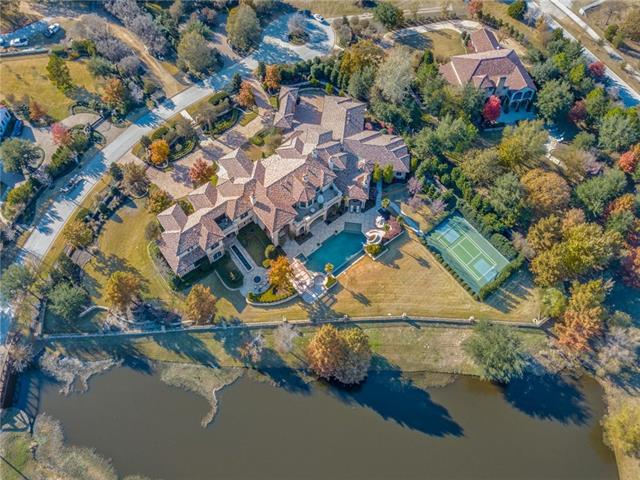 This former Rangers, Yankees slugger is auctioning his Vaquero mansion in  Westlake