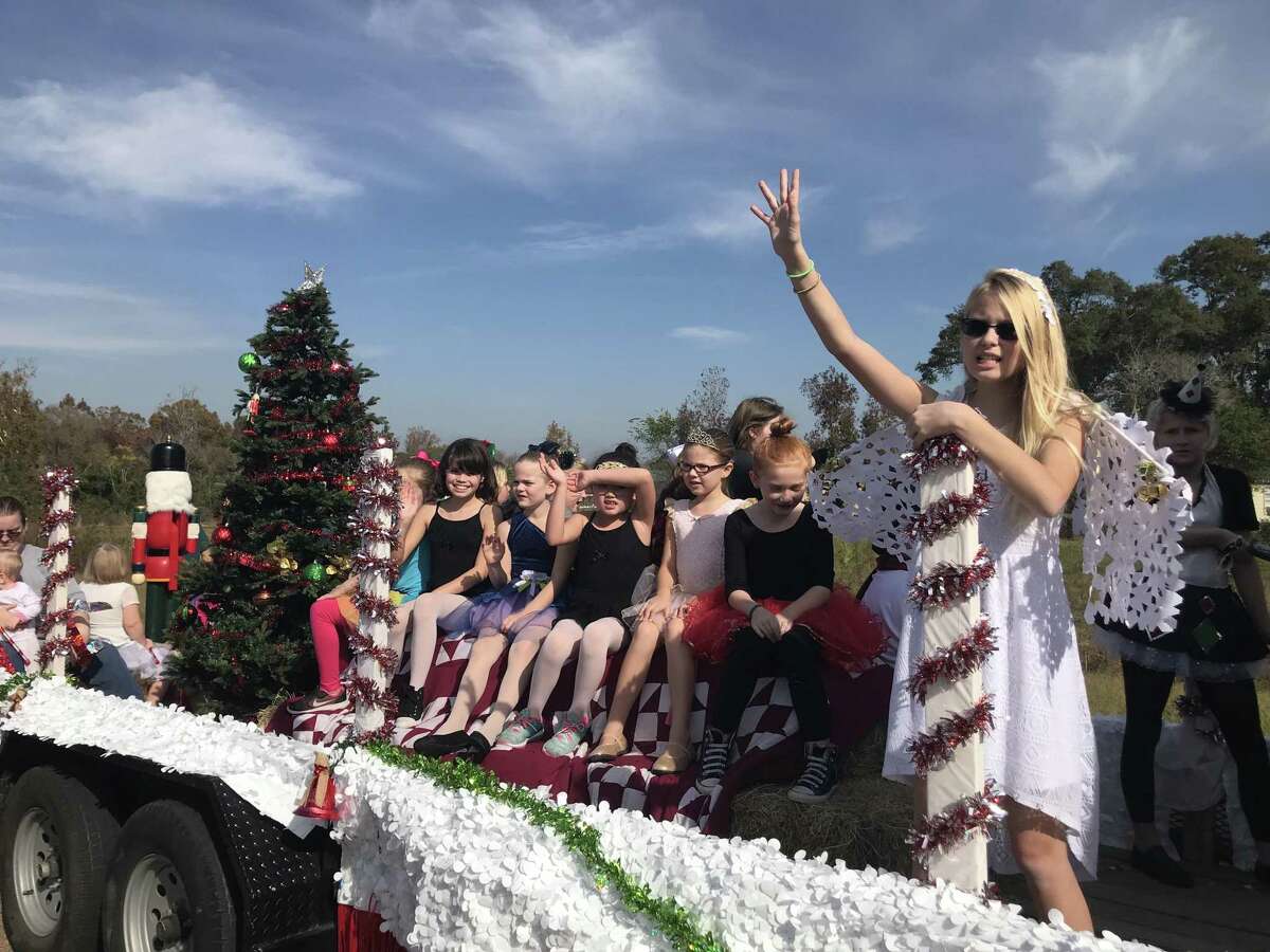 Willis ready to holiday season with parade and festival
