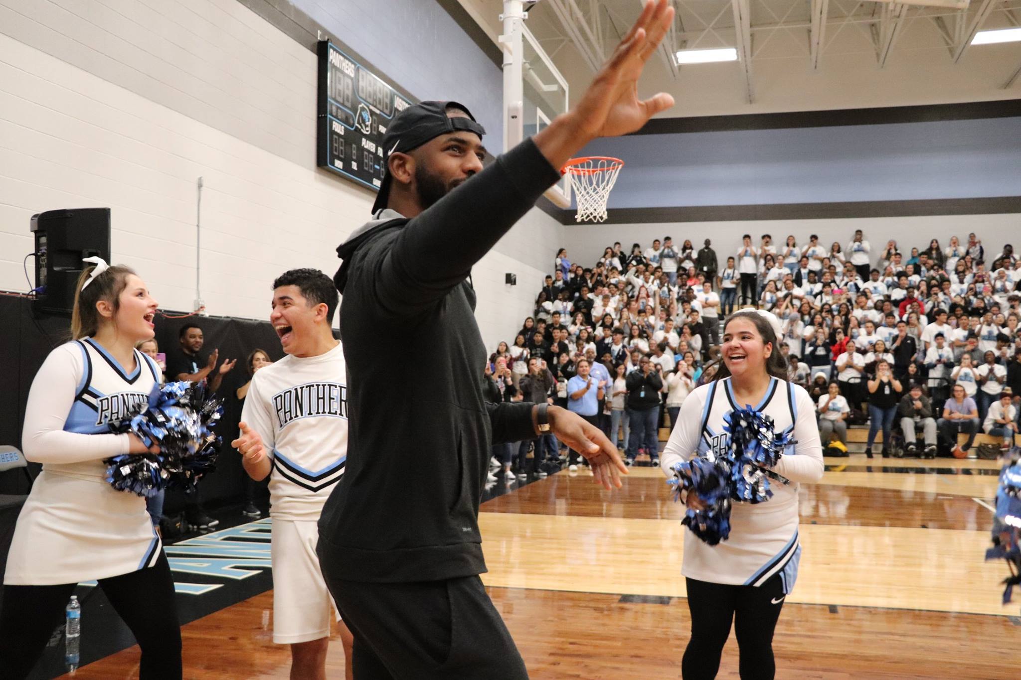 Rockets Chris Paul Surprises Katy Students At Pep Rally