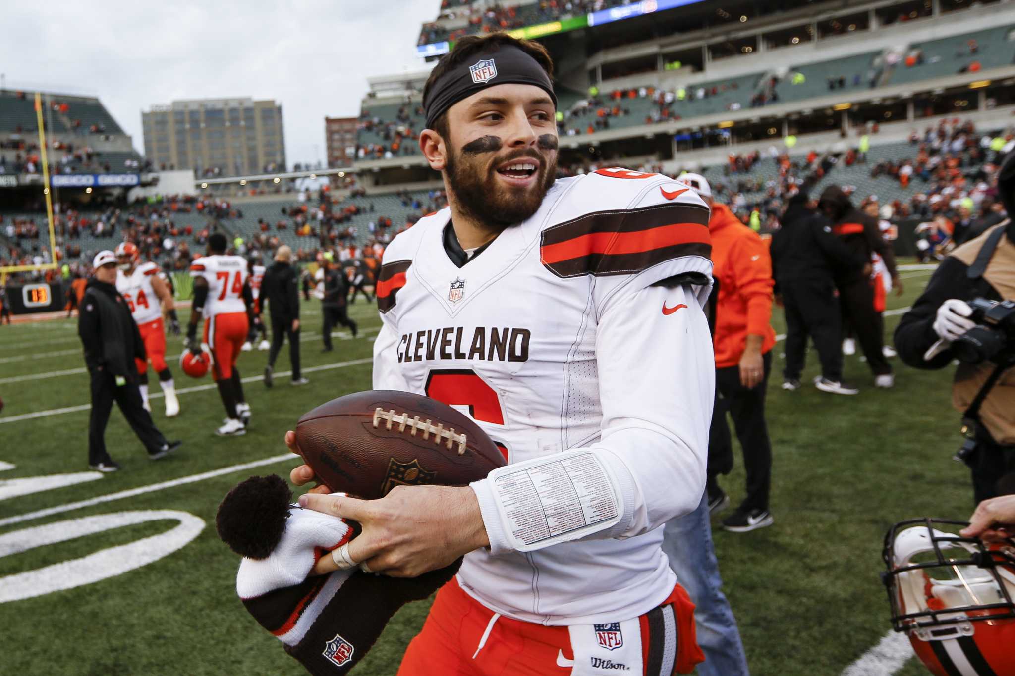 As Baker Mayfield visits, Texans look to resume mastery of rookie QBs