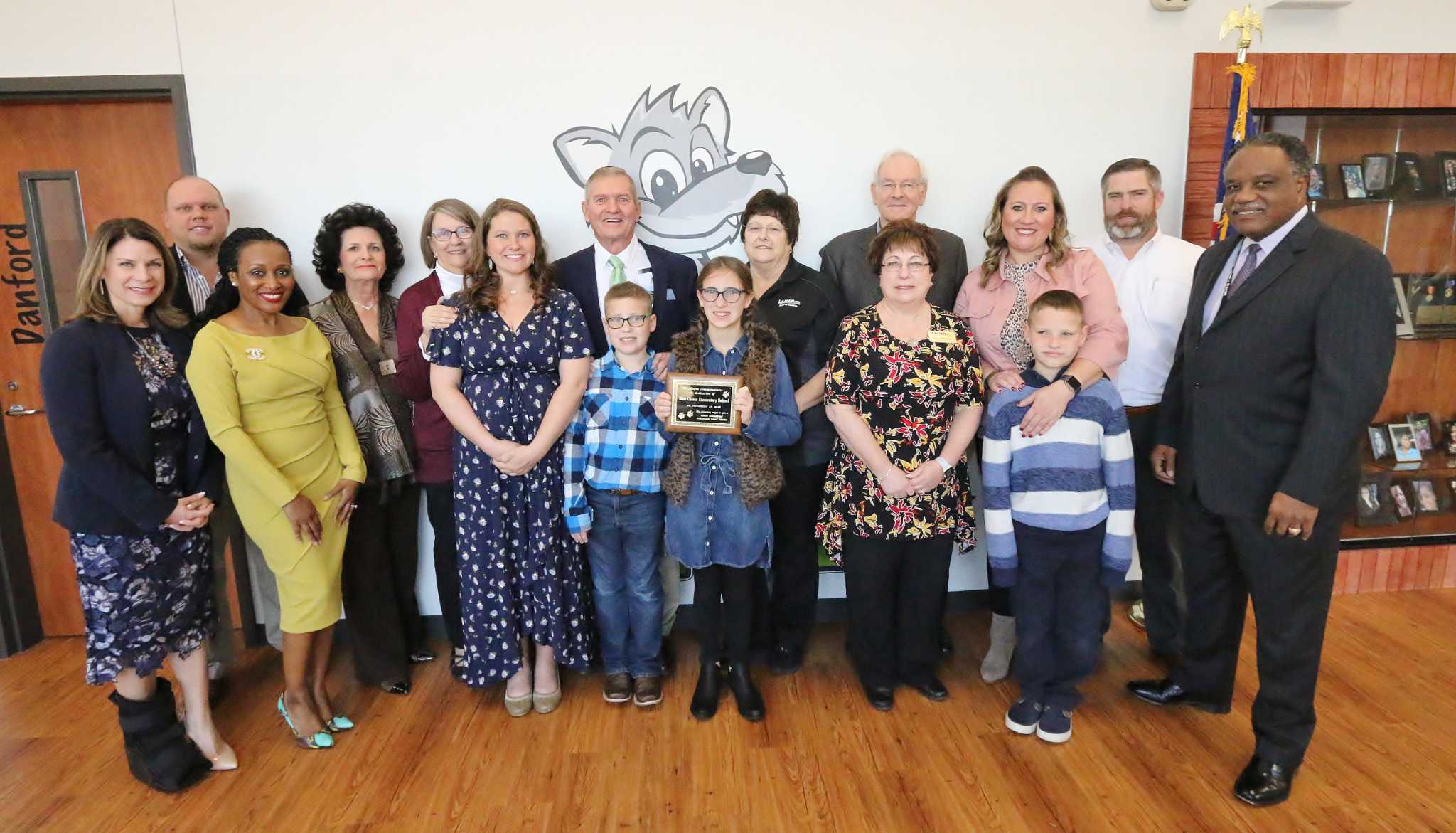lamar-cisd-dedicates-new-elementary-school-in-honor-of-don-carter