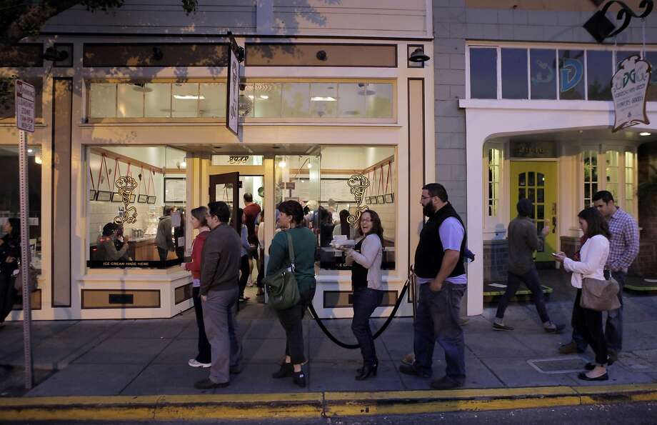 Most Notable And Shocking Bay Area Restaurant Closures Of 2018 Sfgate File Customers Line Up Outside Ici Ice Cream On College Avenue In Berkeley
