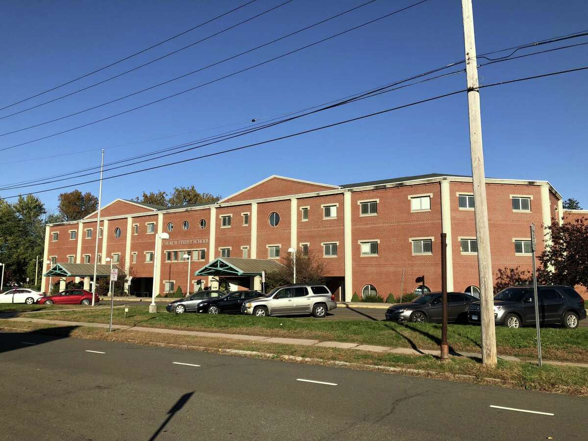 Hamden school board votes to close schools, but specifics uncertain