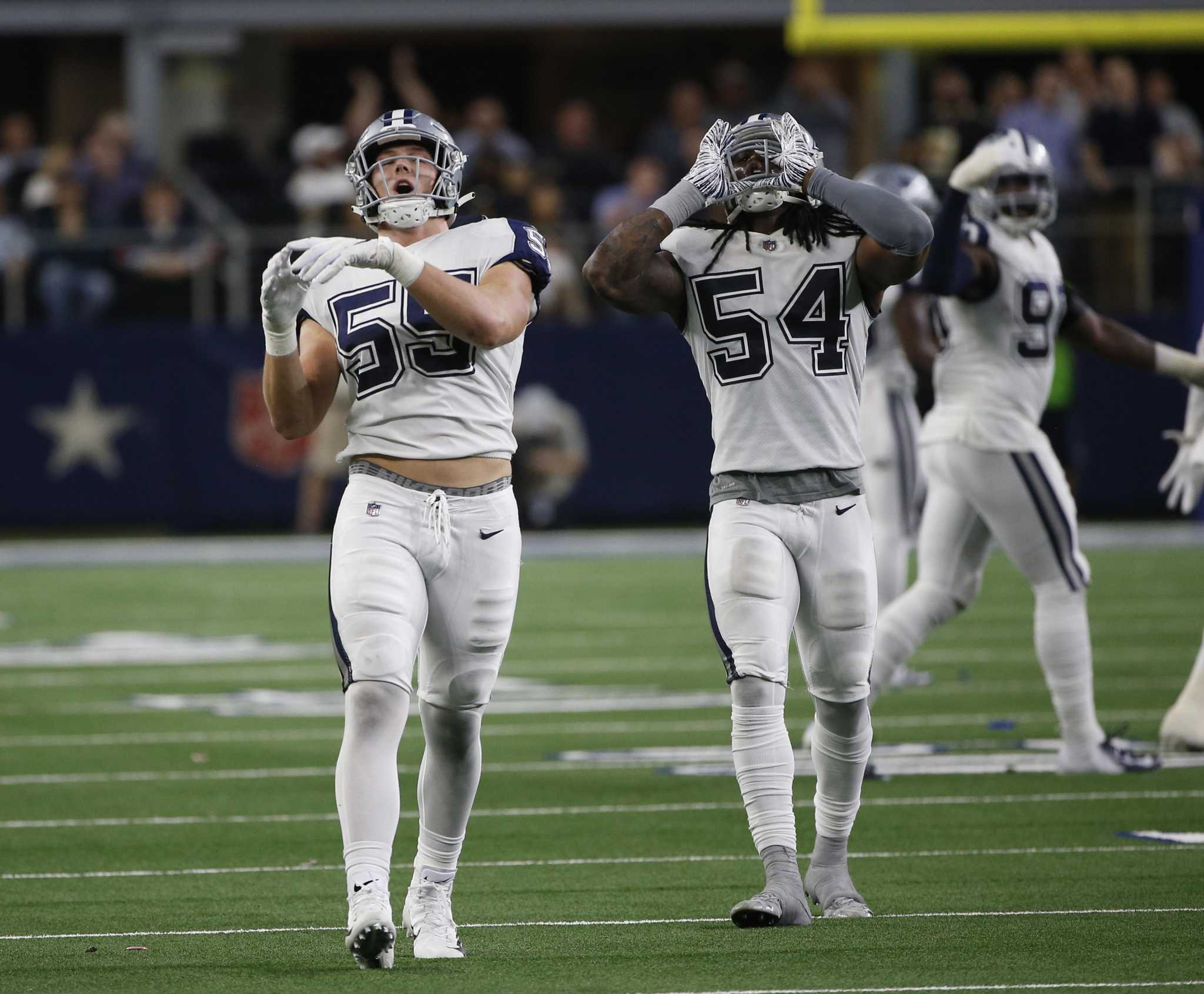 Dallas Cowboys linebacker Leighton Vander Esch (55) is seen during