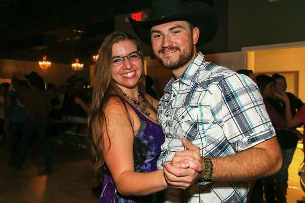 Houstonians Hit The Dance Floor For Free Night Of Boot