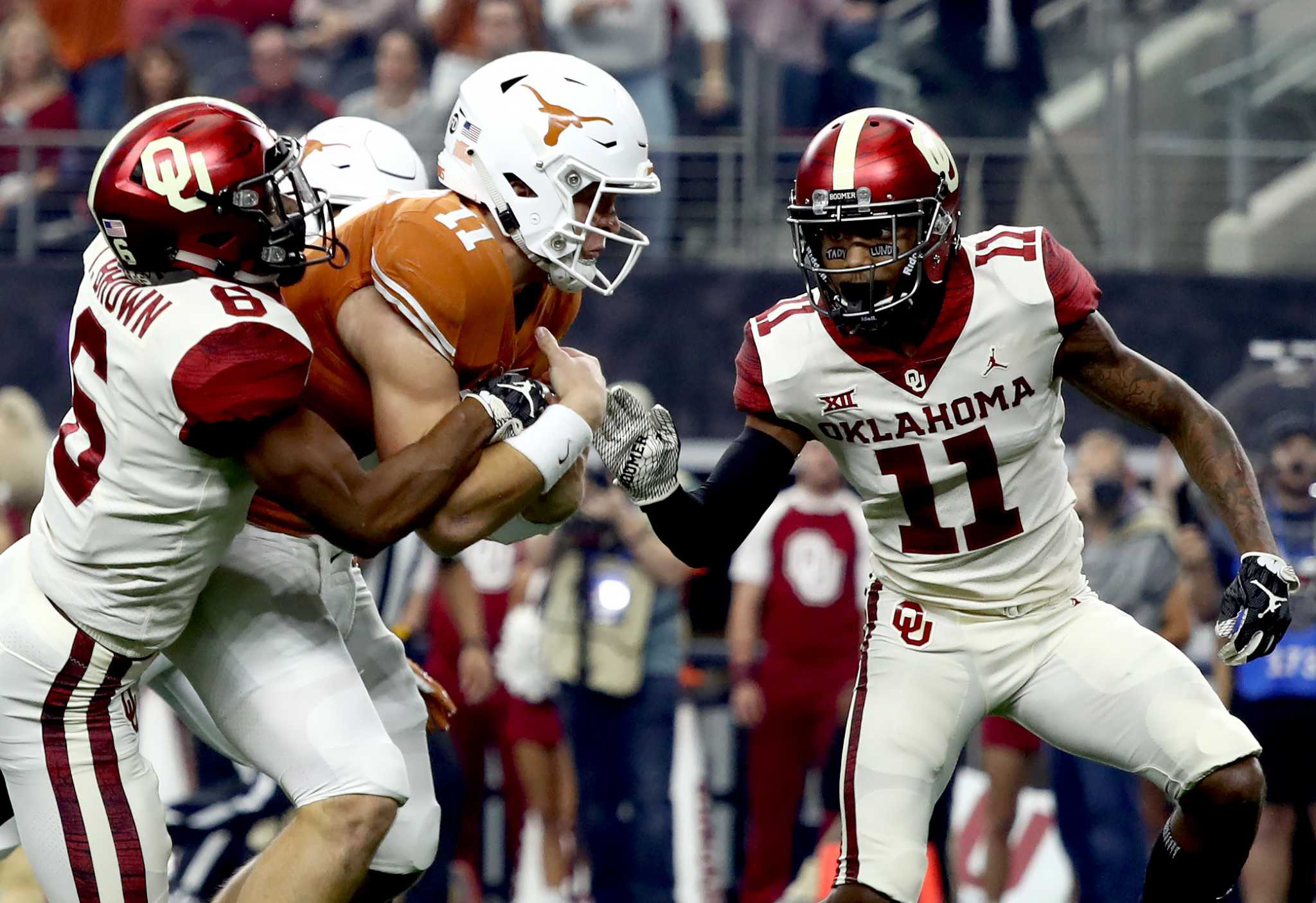 Oklahoma gets its revenge, topples Texas in Big 12 championship game