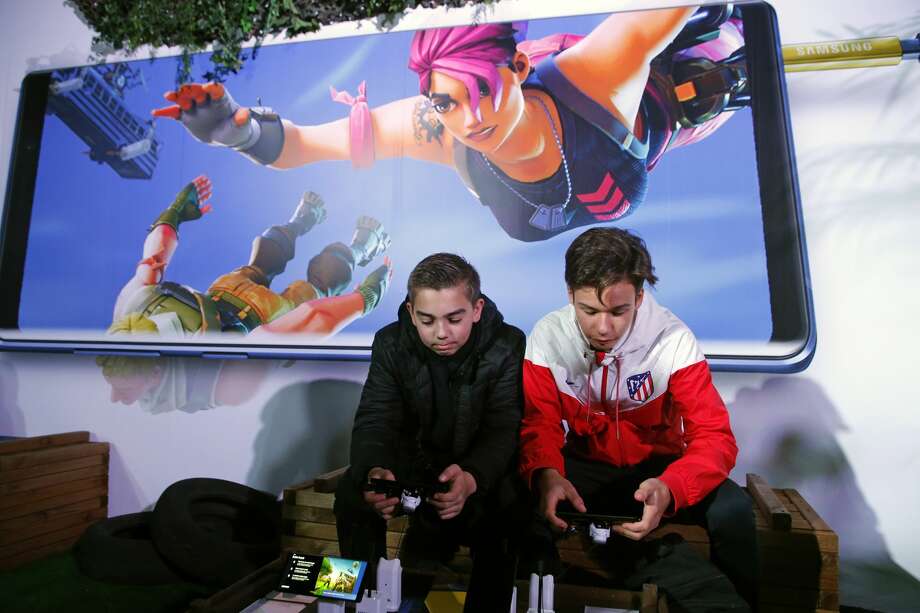Fortnite Addiction Is Forcing Kids Into Video Game Rehab New Haven - gamers play the video game fortnite battle royale developed by epic games on samsung