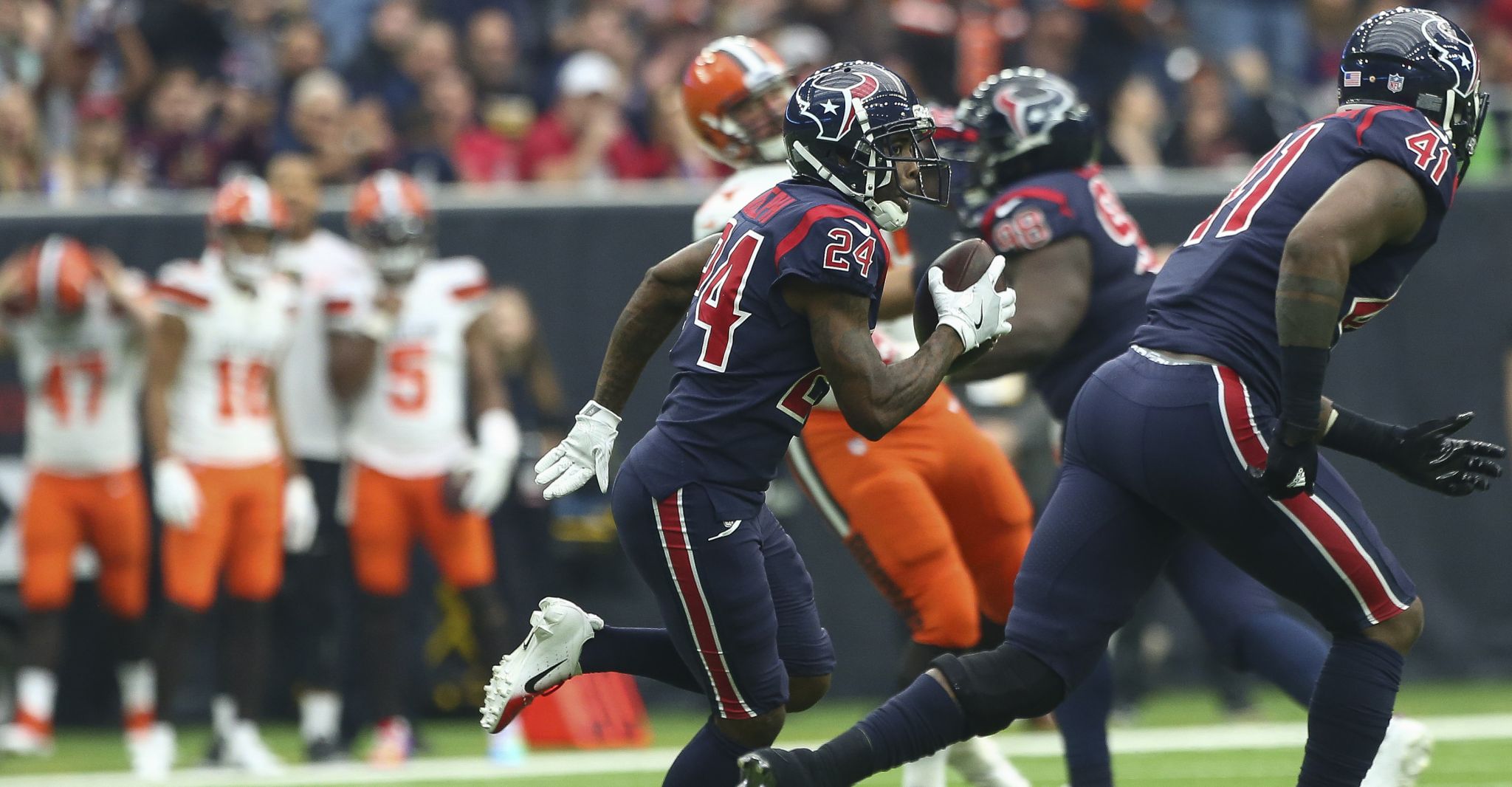 Texans get 9th straight win, 29-13, win over Browns