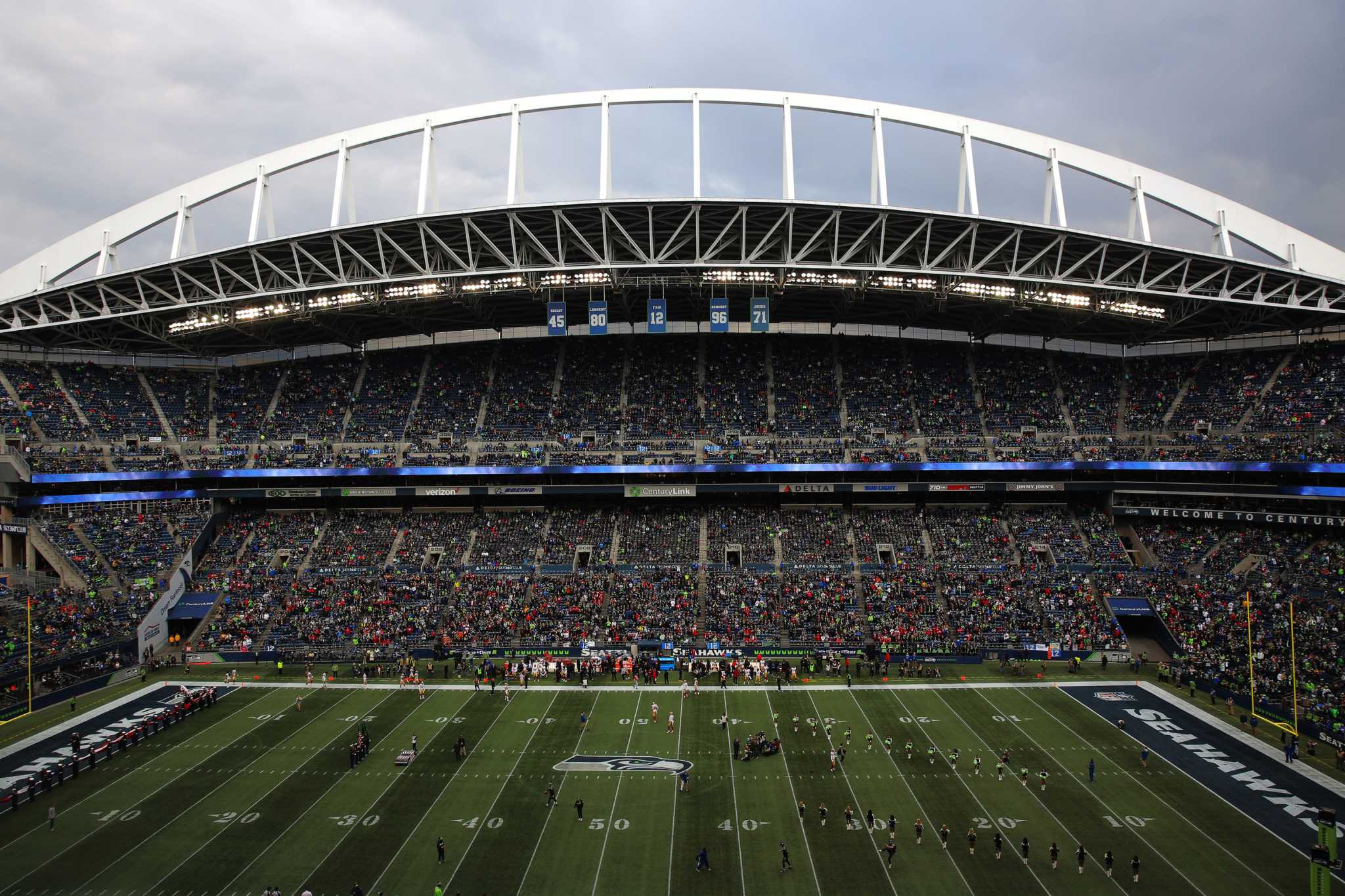 Seattle chosen as 1 of 8 inaugural teams for return of XFL football league