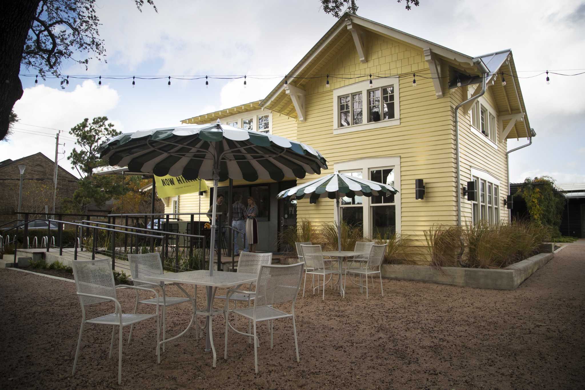 First look Betsy’s at Evelyn’s Park in Bellaire