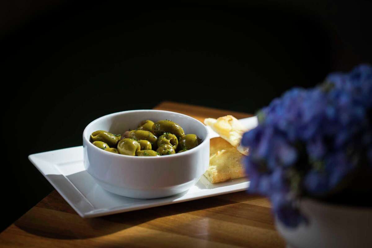 First look Betsy’s at Evelyn’s Park in Bellaire