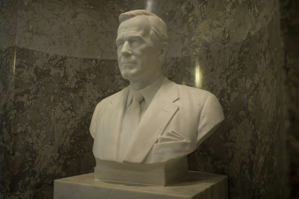 WASHINGTON, DC - DECEMBER 03: A bust of former U.S. President George H.W. Bush is pictured at the U.S. Capitol Building on December 3, 2018 in Washington, DC. A WWII combat veteran, Bush served as a member of Congress from Texas, ambassador to the United Nations, director of the CIA, vice president and 41st president of the United States. A state funeral for Bush will be held in Washington over the next three days, beginning with him lying in state in the U.S. Capitol Rotunda until Wednesday morning. (Photo by Zach Gibson/Getty Images)