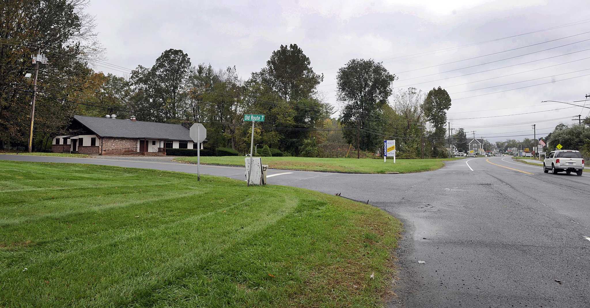 Brookfield approves downtown drivethru regulations