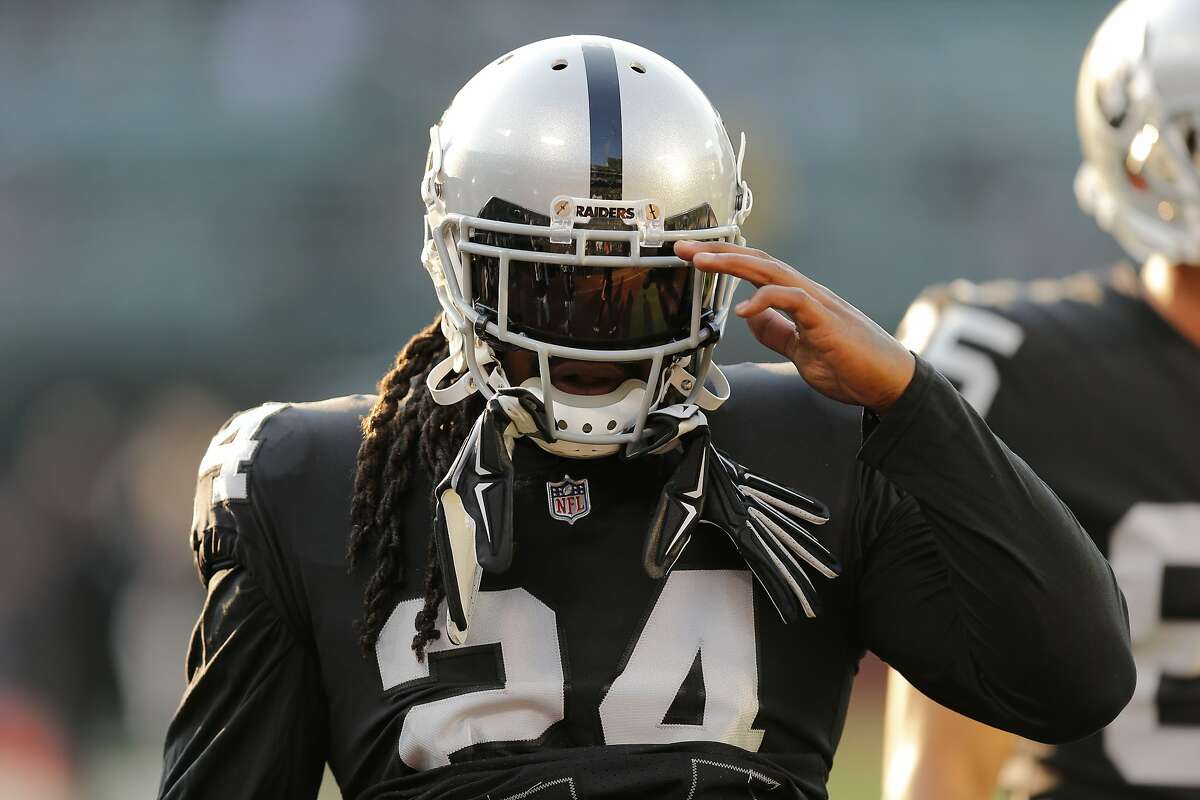 Raiders: Marshawn Lynch placed on injured reserve, future unclear