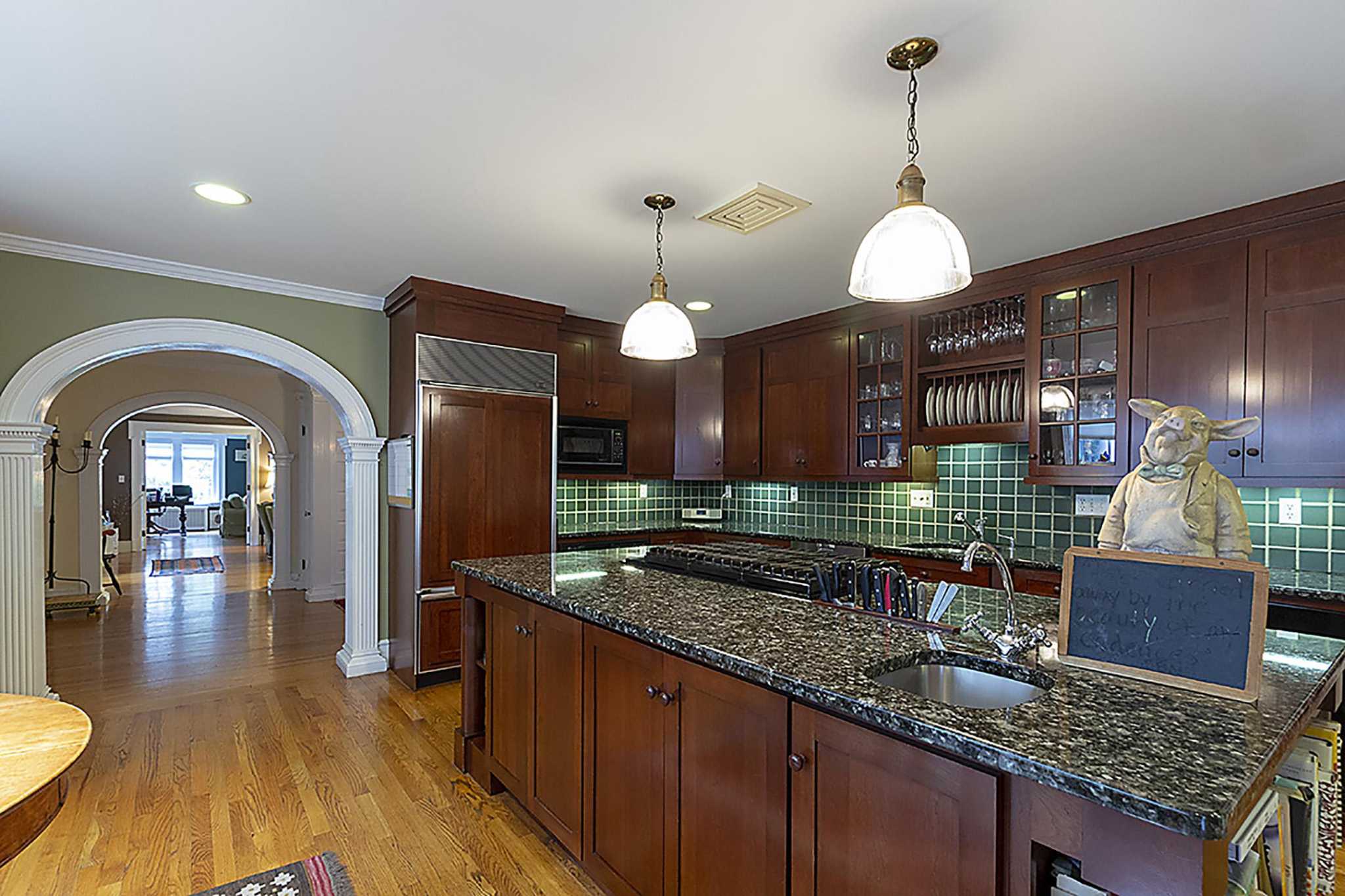 Classic Alice Washburn colonial offers timeless appeal