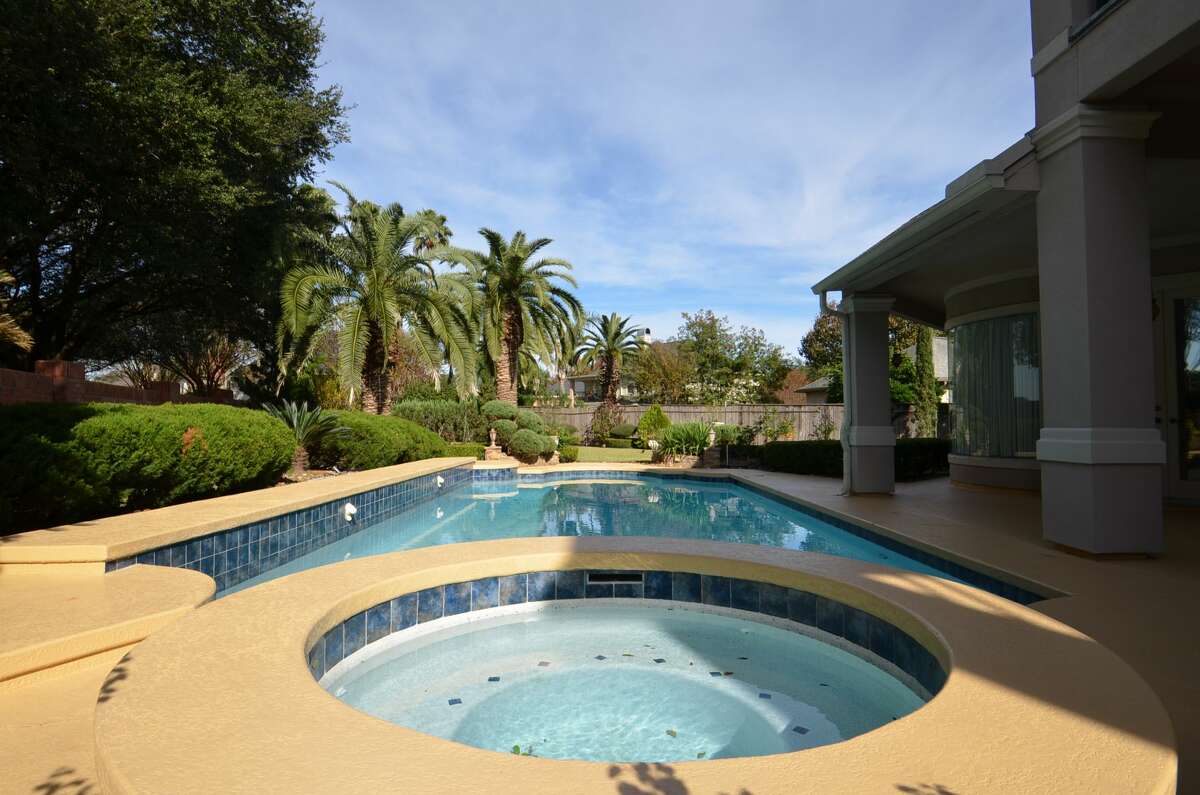 NBA legend Charles Barkley's former Sugar Land house for sale