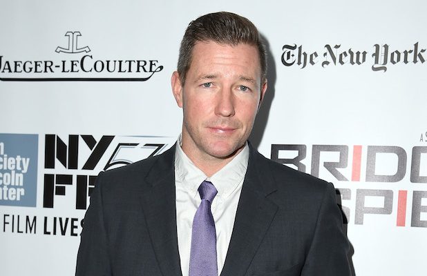 steven spielberg s amazing stories 39 edward burns joins smokey robinson christmas