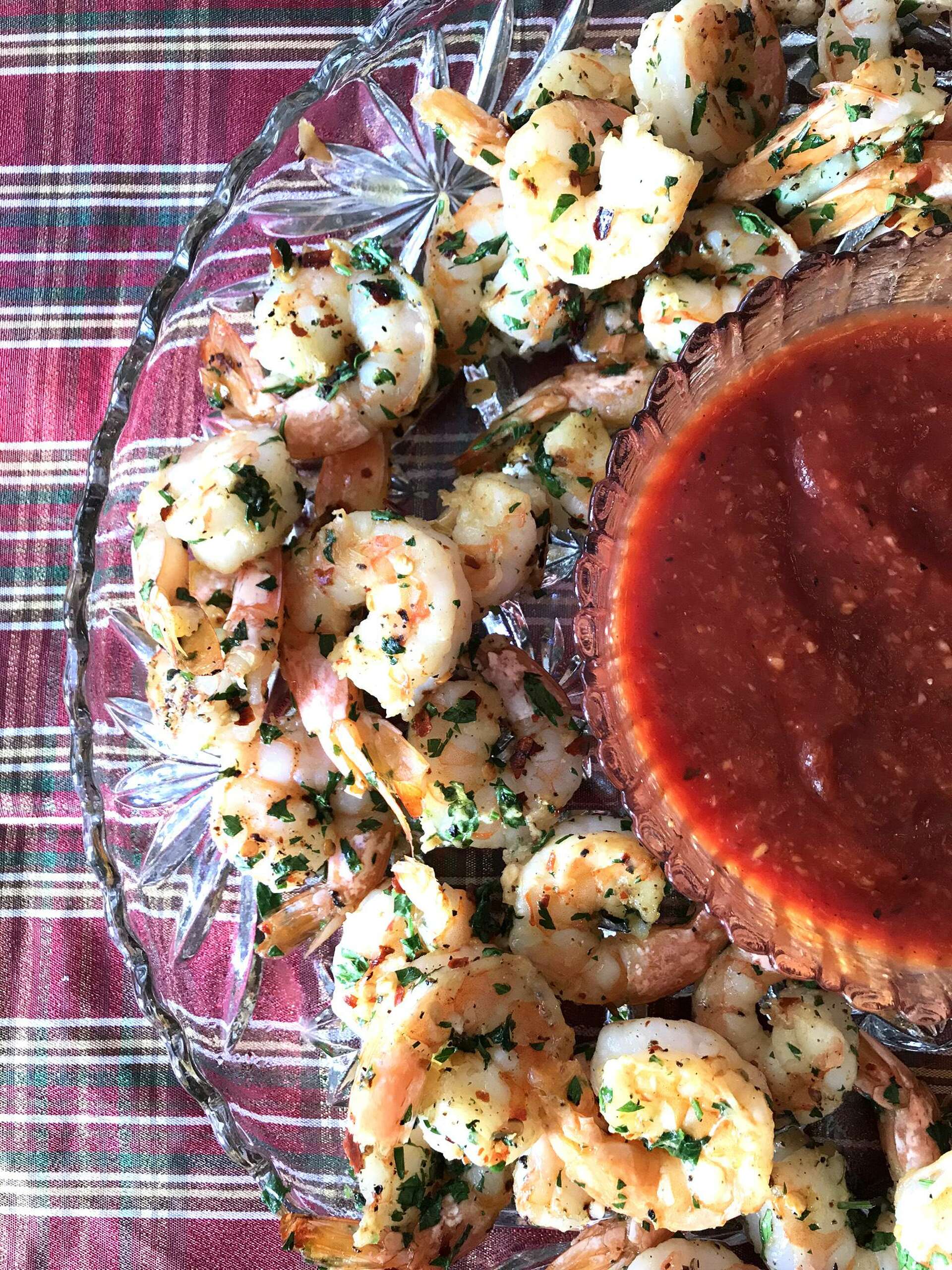 A perfect party appetizer: Shrimp roasted in garlic and red pepper