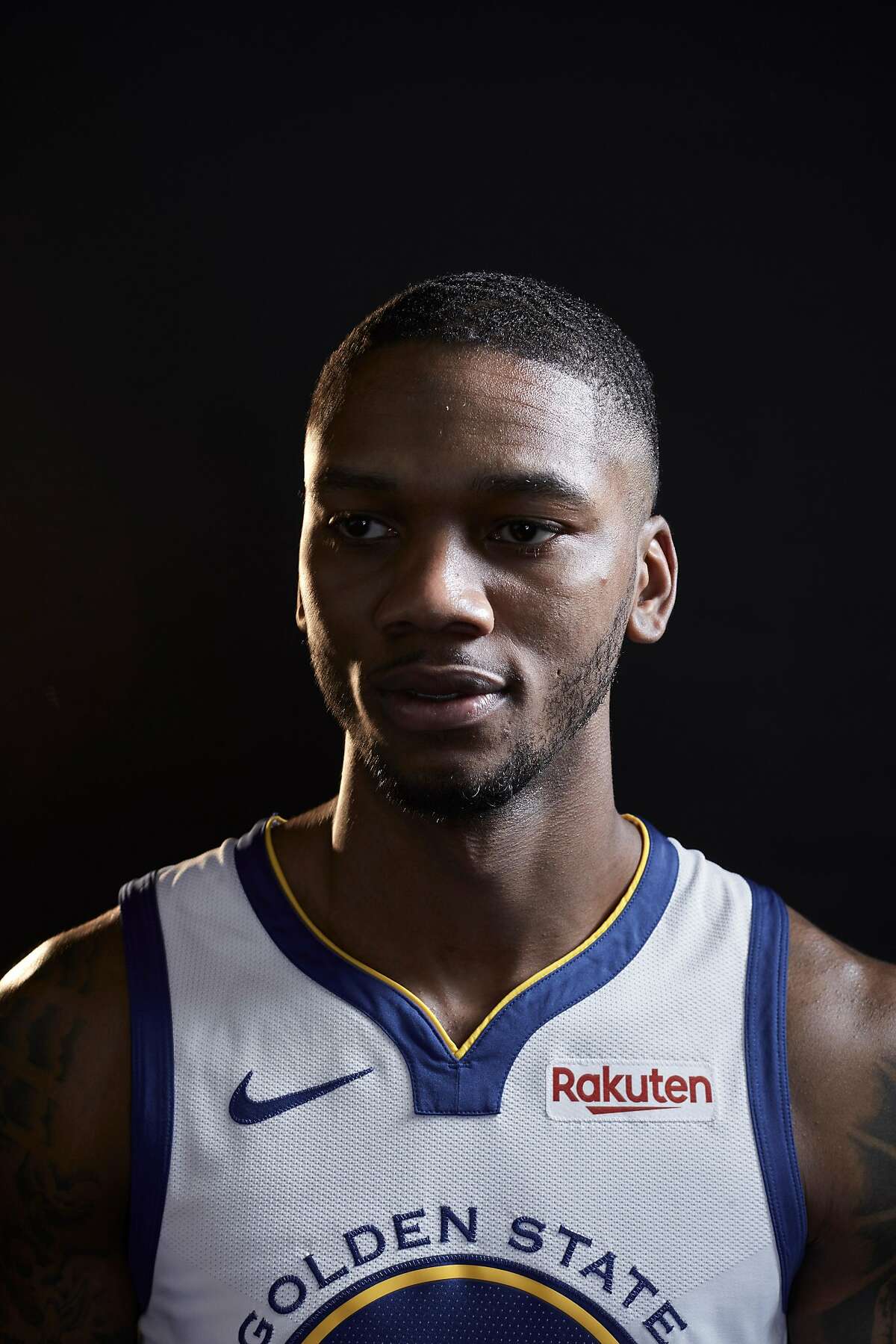 Alfonzo McKinnie's return could help Warriors with three-pointers problem