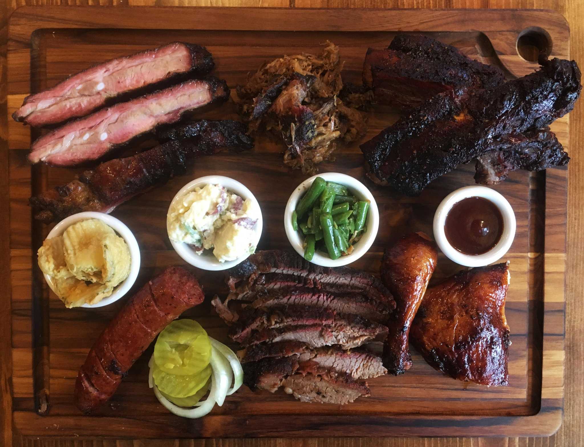 52 Weeks Of BBQ: B&B Smokehouse