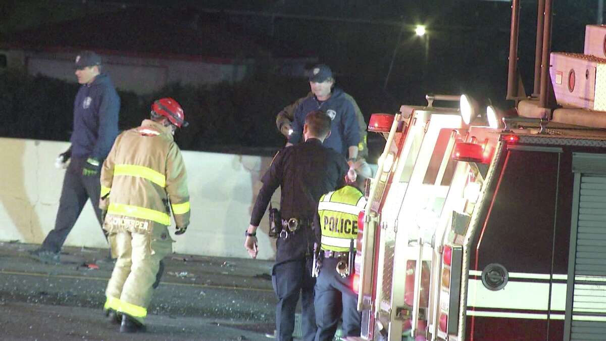 Man Hospitalized After Rollover Crash On Interstate 10 In San Antonio