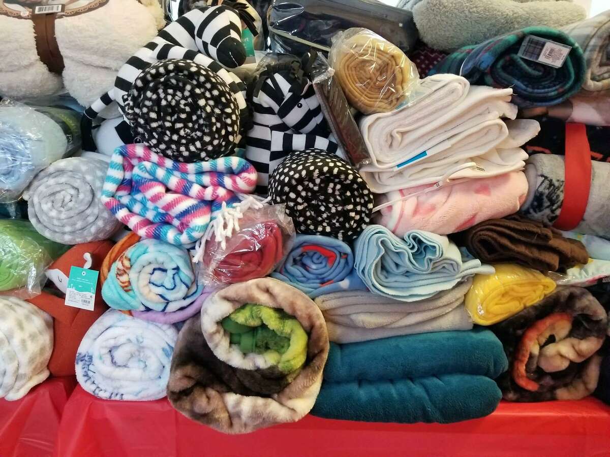 Bridgeport Rescue Mission seeks blanket donations