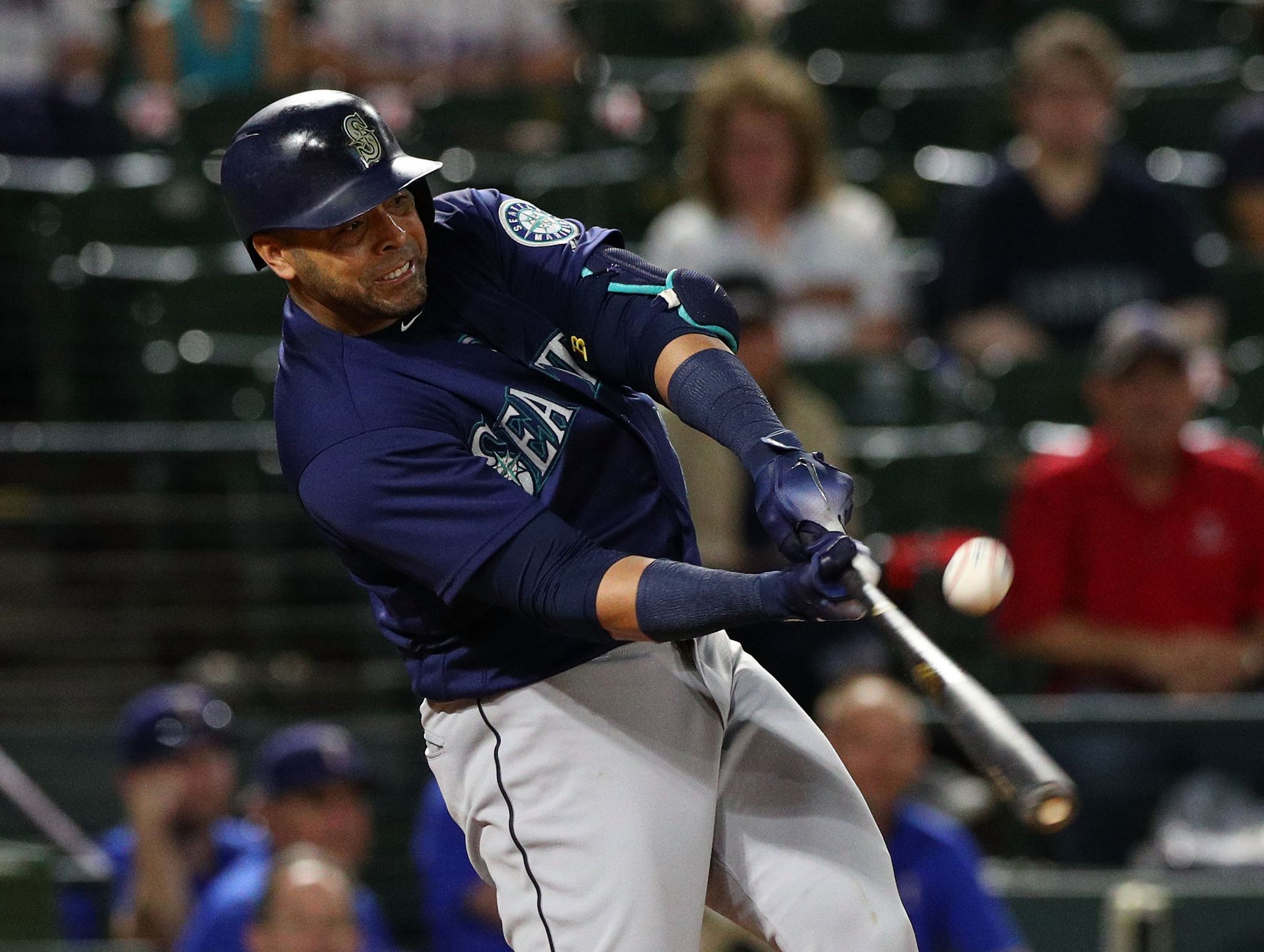 Mariners' Nelson Cruz becomes U.S. citizen 