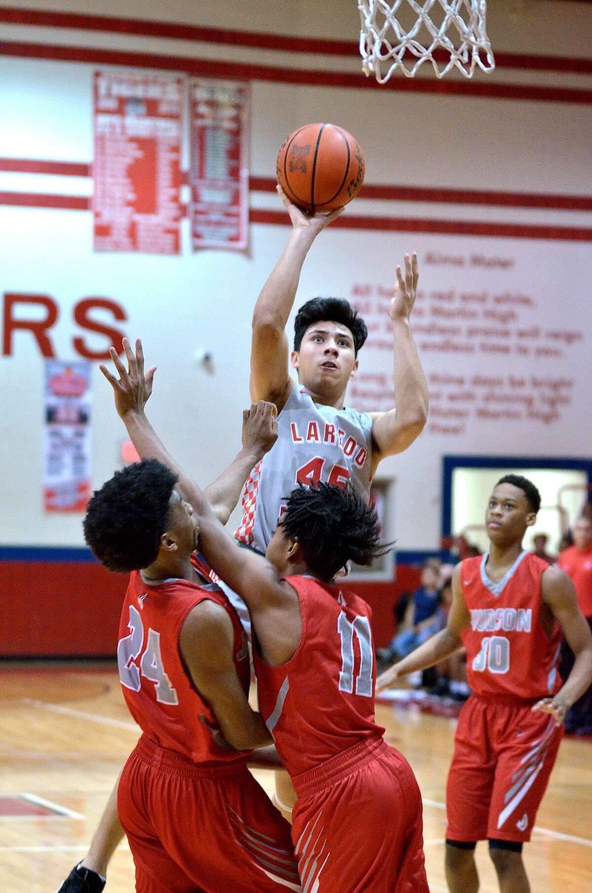 Nelson Vasquez had 15 points and four rebounds Friday as Martin fell 63-61 at home against Converse Judson.