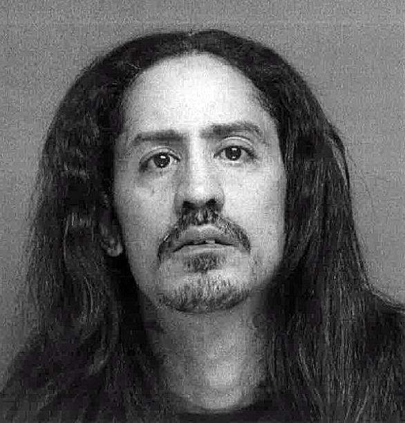 PD: Convicted felon found with stolen gun in Bridgeport