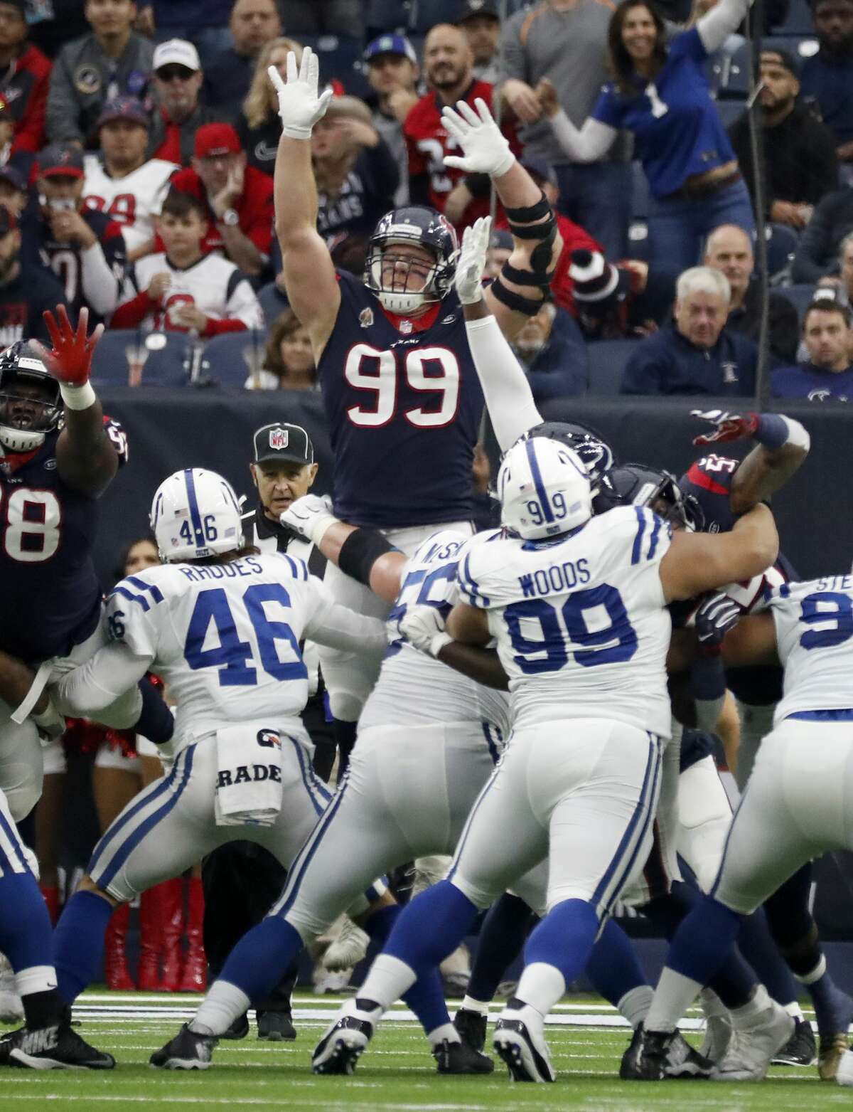 Colts' T.Y. Hilton Shows Up For Texans Playoff Game Wearing Clown Mask