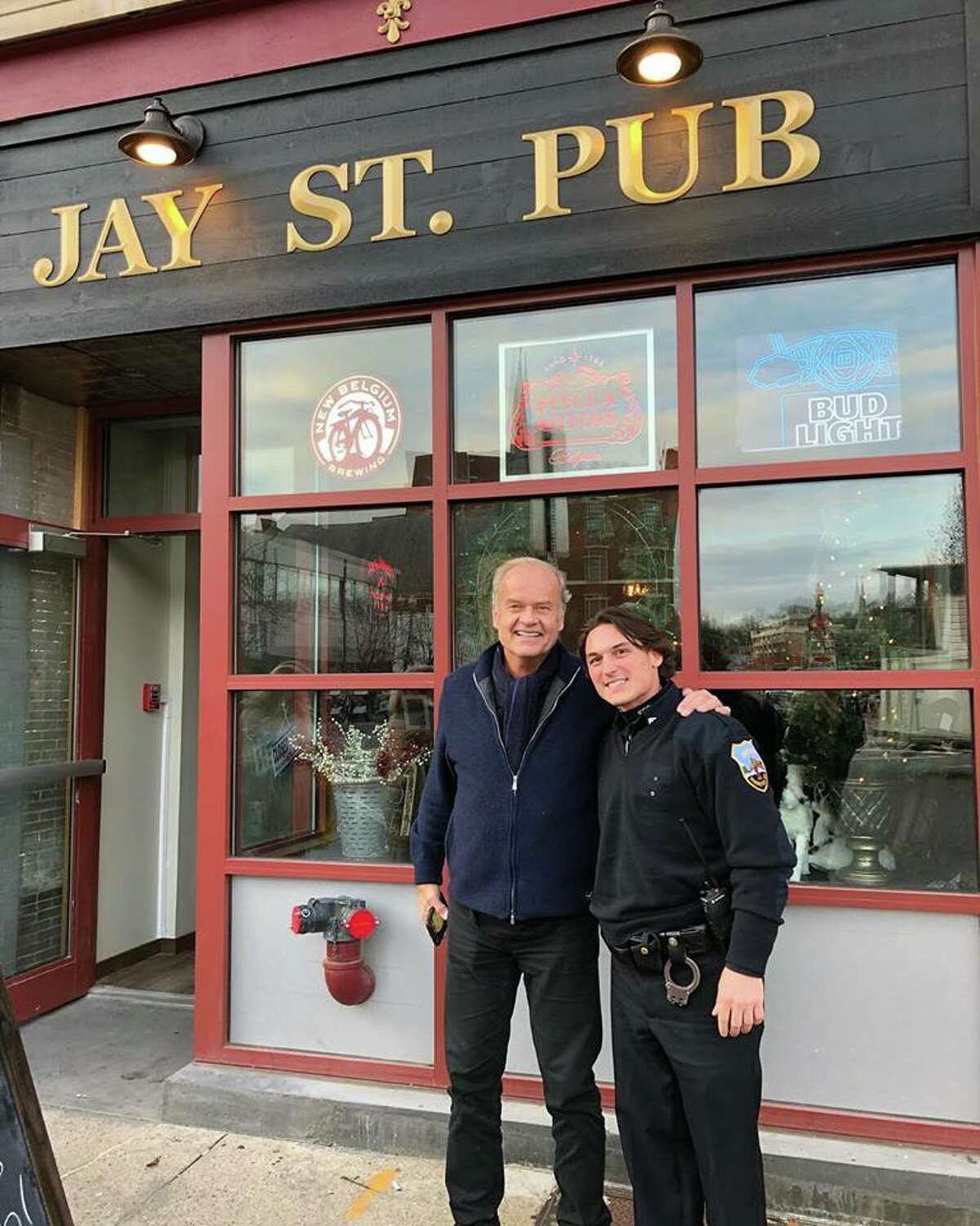 Actor Kelsey Grammer visits Schenectady pub
