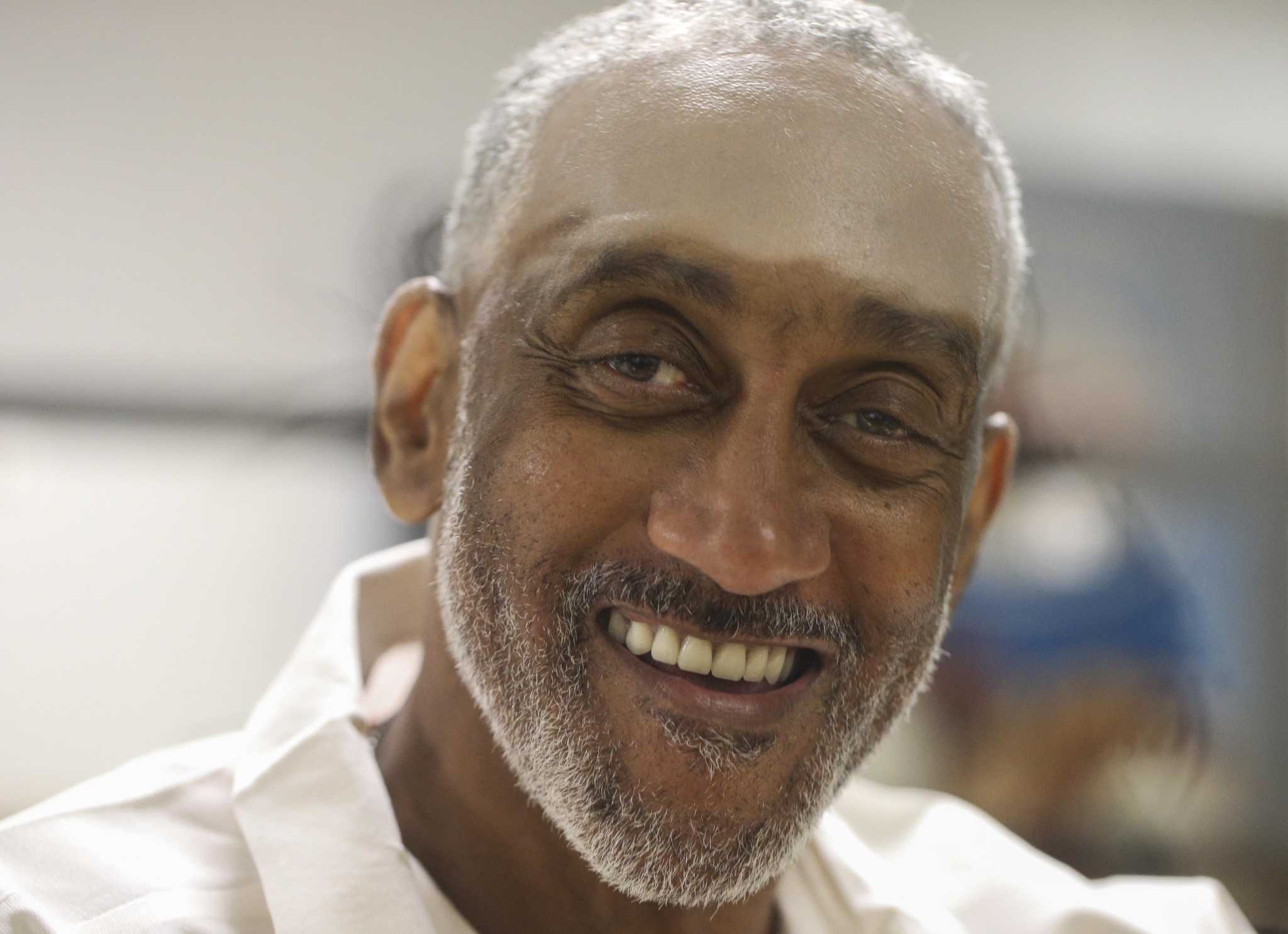 Texas prisons to start 3D-printing dentures for toothless inmates ...