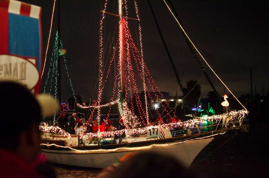 Kemah christmas boat parade route